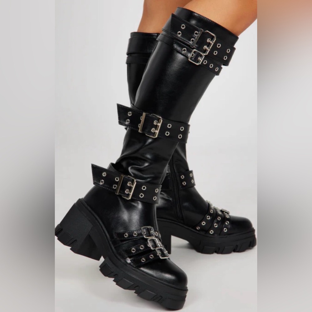 NWOT Black Knee High Heeled Boots